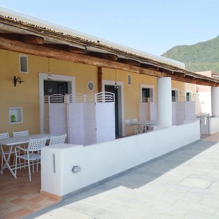 Vila Orizzonte Relais Leni Exteriér fotografie